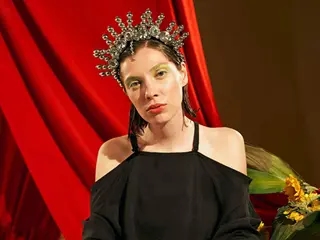 Content image for ГРАЦИОЗНО КРУТАЯ ТУСА